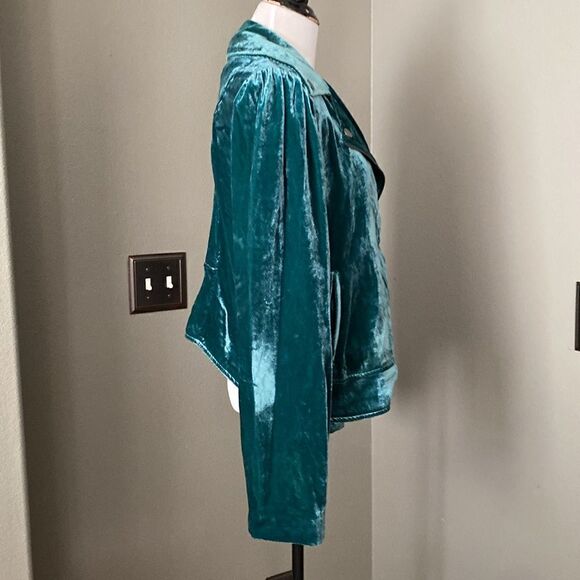 Torrid NWT Botanical Garden Teal Blue Velvet Moto Jacket - Picture 8 of 14